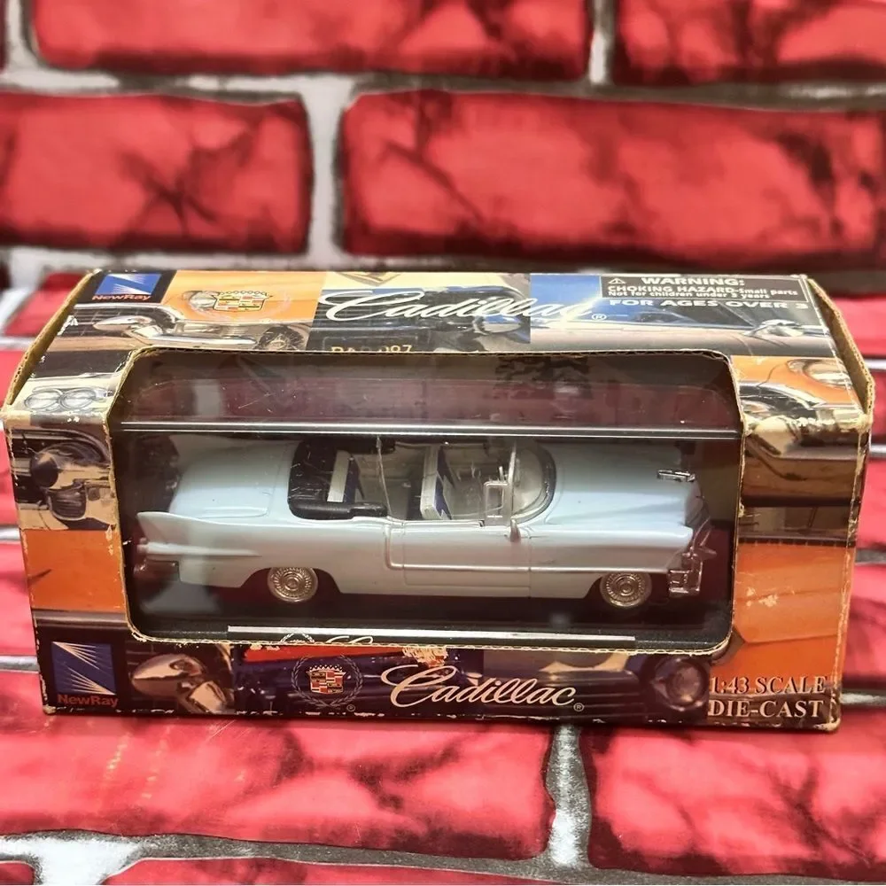 New Ray 1955 Cadillac Eldorado 1:43 Die Cast car